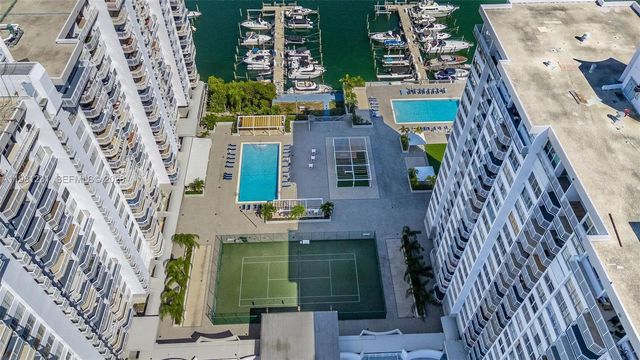 18071 Biscayne Blvd 402, Aventura, FL 33160