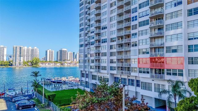 18071 Biscayne Blvd 402, Aventura, FL 33160