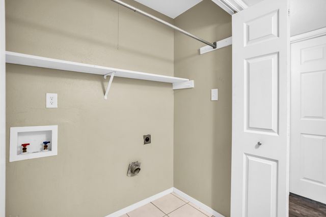1917 Vine Drive, Garland, TX 75040