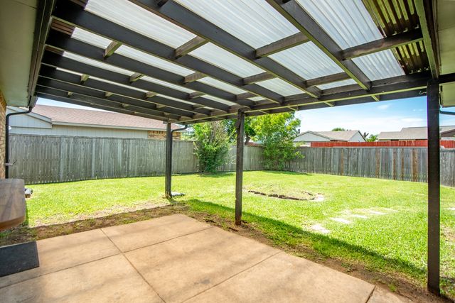 1917 Vine Drive, Garland, TX 75040