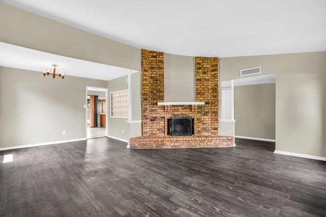 1917 Vine Drive, Garland, TX 75040