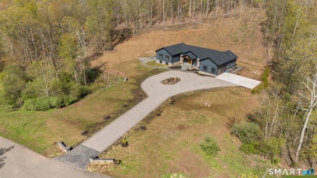 145 Monarca Drive, Middletown, CT 06457