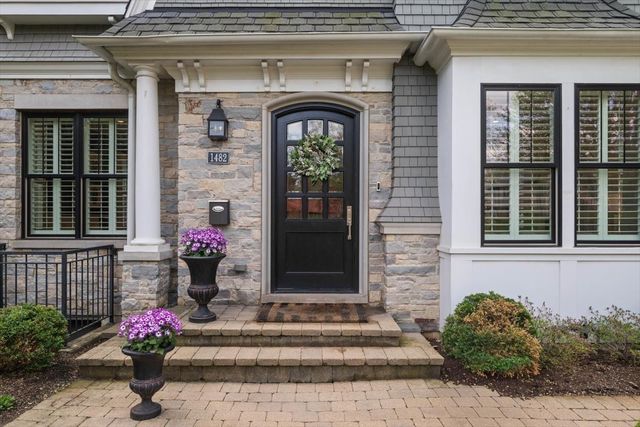 1482 Edgewood Lane, Winnetka, IL 60093