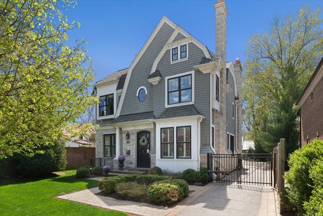 1482 Edgewood Lane, Winnetka, IL 60093