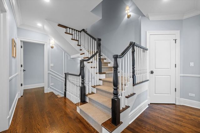 1482 Edgewood Lane, Winnetka, IL 60093