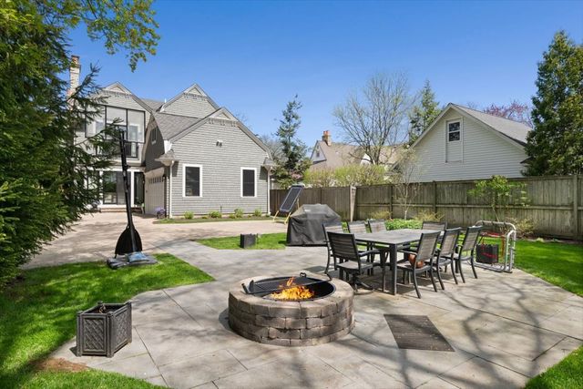 1482 Edgewood Lane, Winnetka, IL 60093