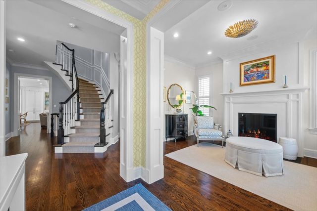 1482 Edgewood Lane, Winnetka, IL 60093