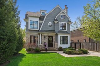 1482 Edgewood Lane, Winnetka, IL 60093