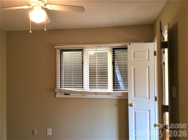1109 E Morehead Street 21, Charlotte, NC 28204