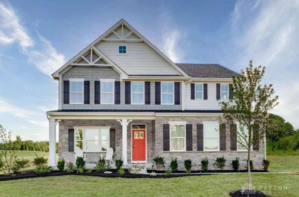 9858 Fairwater Springs Drive, Centerville, OH 45458