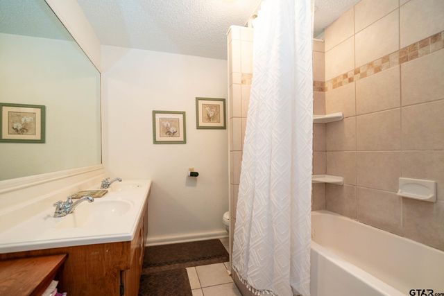 1000 CR 3211, Jacksonville, TX 75766