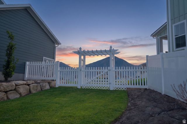 686 W EAGLECREST CIR, Elk Ridge, UT 84651