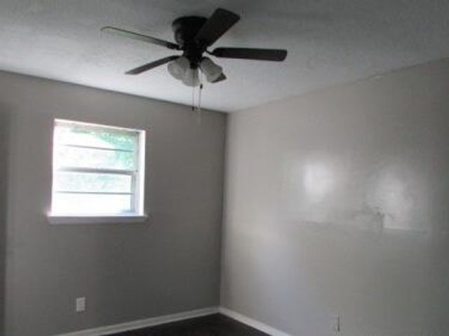 8 Taylor Street, Rossville, GA 30741