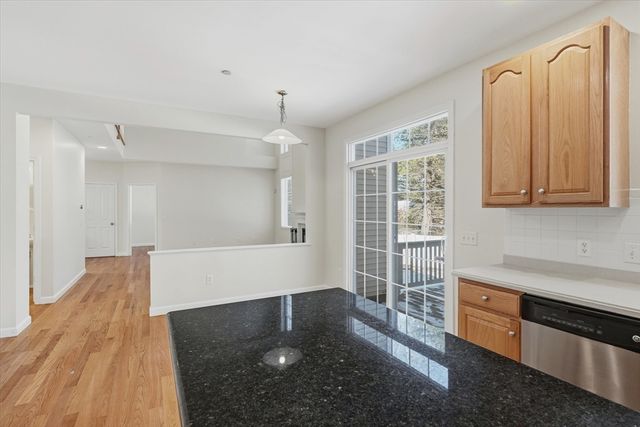 14 Amberville, North Andover, MA 01845