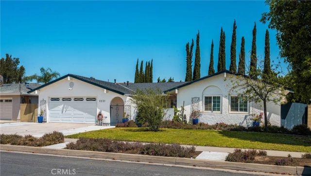 2221 E Viking, Anaheim, CA 92806