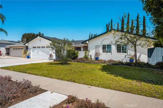 2221 E Viking, Anaheim, CA 92806