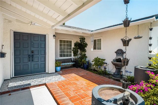 2221 E Viking, Anaheim, CA 92806