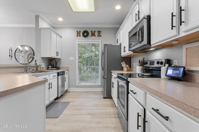 969 Laa La Way, Diamondhead, MS 39525