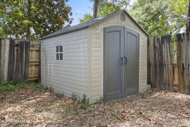 969 Laa La Way, Diamondhead, MS 39525
