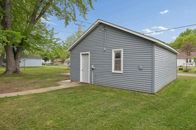 410 5th Avenue SE, Milaca, MN 56353