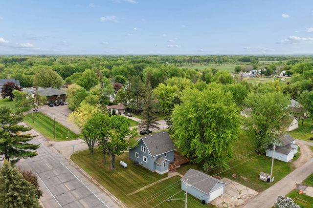 410 5th Avenue SE, Milaca, MN 56353