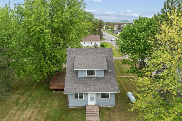 410 5th Avenue SE, Milaca, MN 56353
