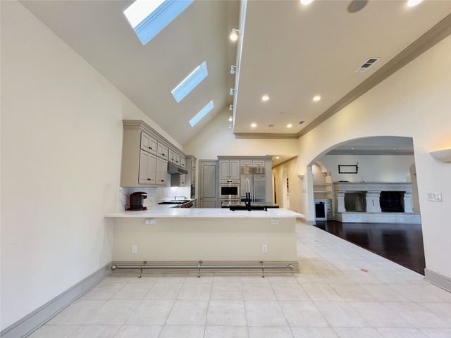 14749 Celestial Place, Addison, TX 75254