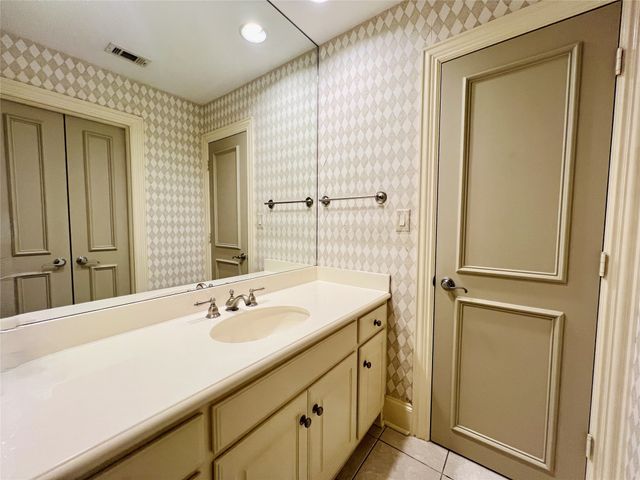 14749 Celestial Place, Addison, TX 75254