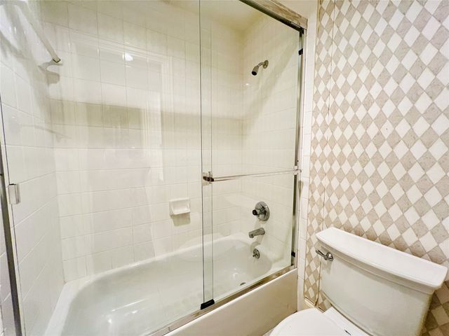 14749 Celestial Place, Addison, TX 75254