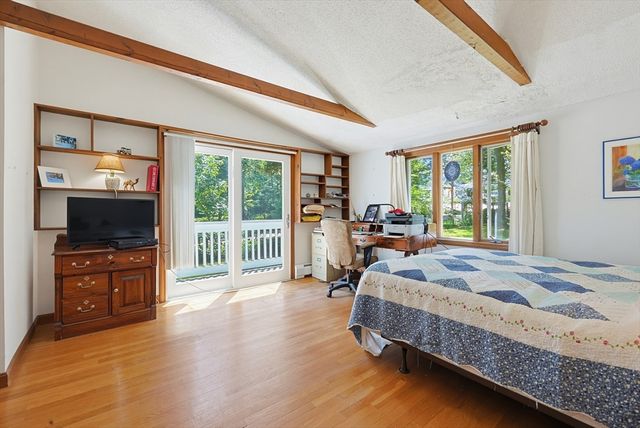 1775 Drift Rd, Westport, MA 02790