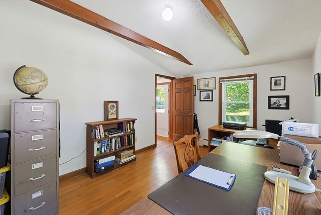 1775 Drift Rd, Westport, MA 02790