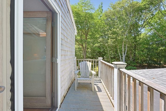 1775 Drift Rd, Westport, MA 02790
