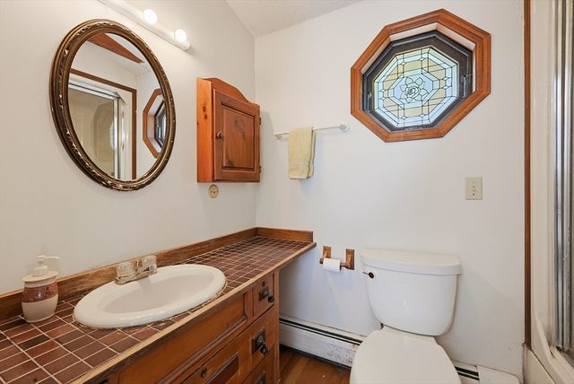 1775 Drift Rd, Westport, MA 02790