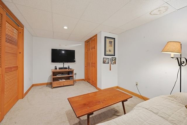 1775 Drift Rd, Westport, MA 02790