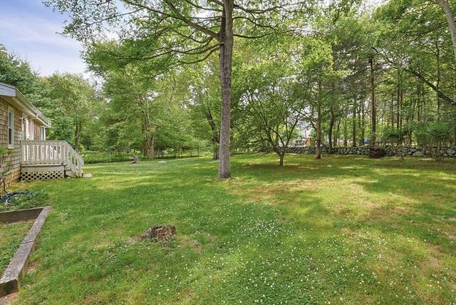 1775 Drift Rd, Westport, MA 02790