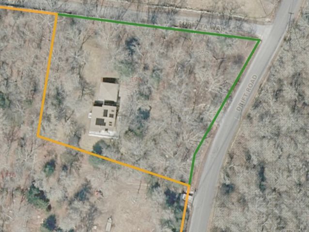 1775 Drift Rd, Westport, MA 02790