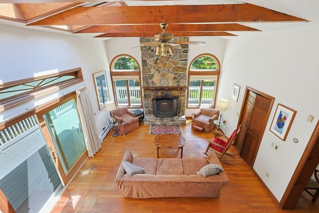 1775 Drift Rd, Westport, MA 02790