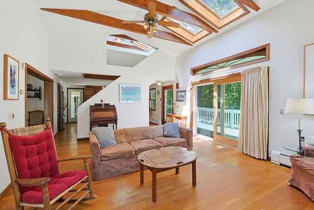 1775 Drift Rd, Westport, MA 02790