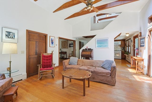 1775 Drift Rd, Westport, MA 02790