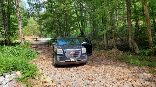 570 Beasley Hollow Rd, Linden, TN 37096