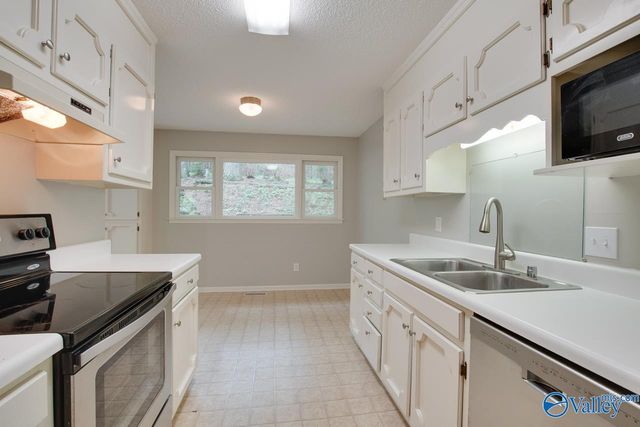 217 Pine Ridge Road, Madison, AL 35758