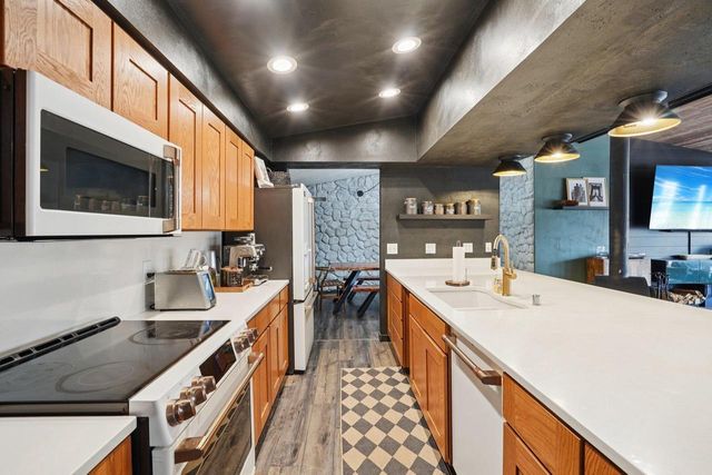 5438 Marie Road, Oregon, WI 53575