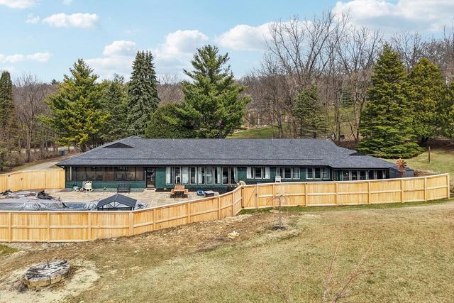 5438 Marie Road, Oregon, WI 53575