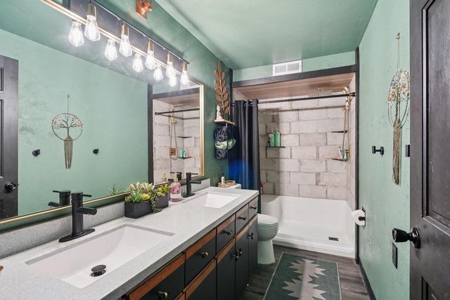 5438 Marie Road, Oregon, WI 53575