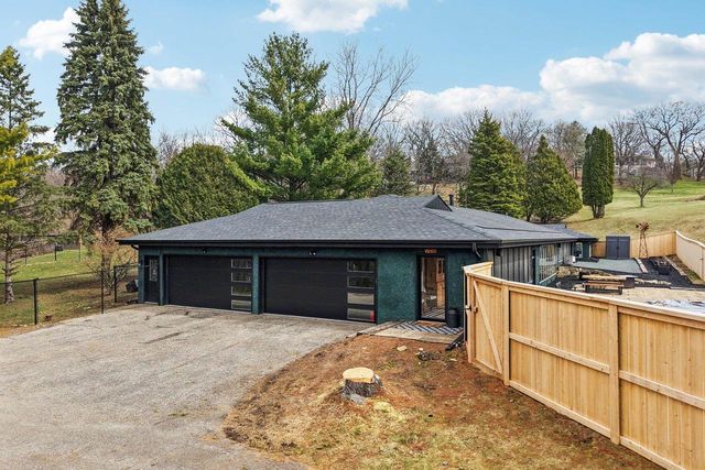 5438 Marie Road, Oregon, WI 53575