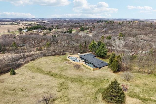 5438 Marie Road, Oregon, WI 53575