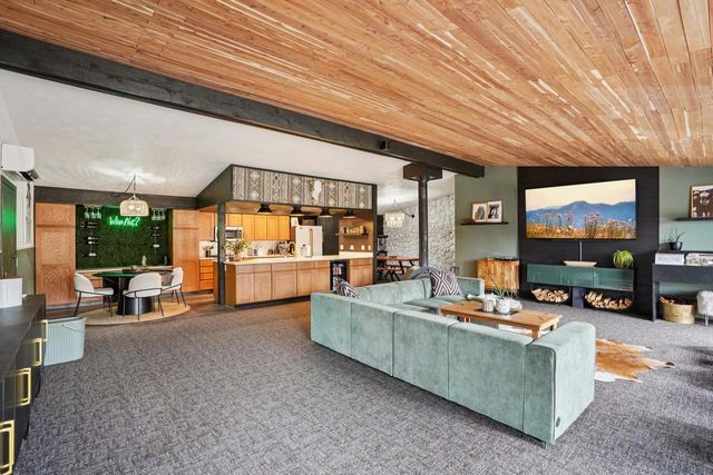 5438 Marie Road, Oregon, WI 53575