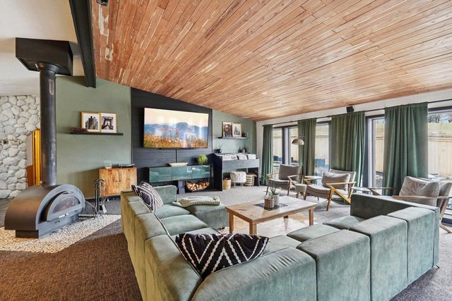 5438 Marie Road, Oregon, WI 53575