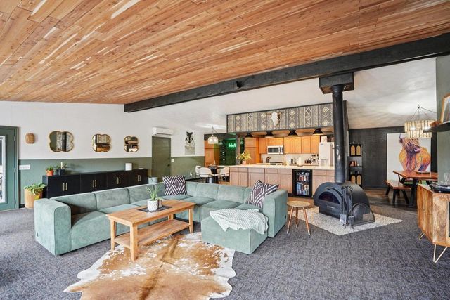 5438 Marie Road, Oregon, WI 53575