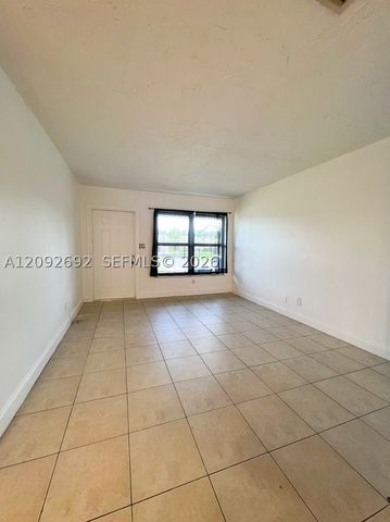 3461 NW 17th St, Lauderhill, FL 33311